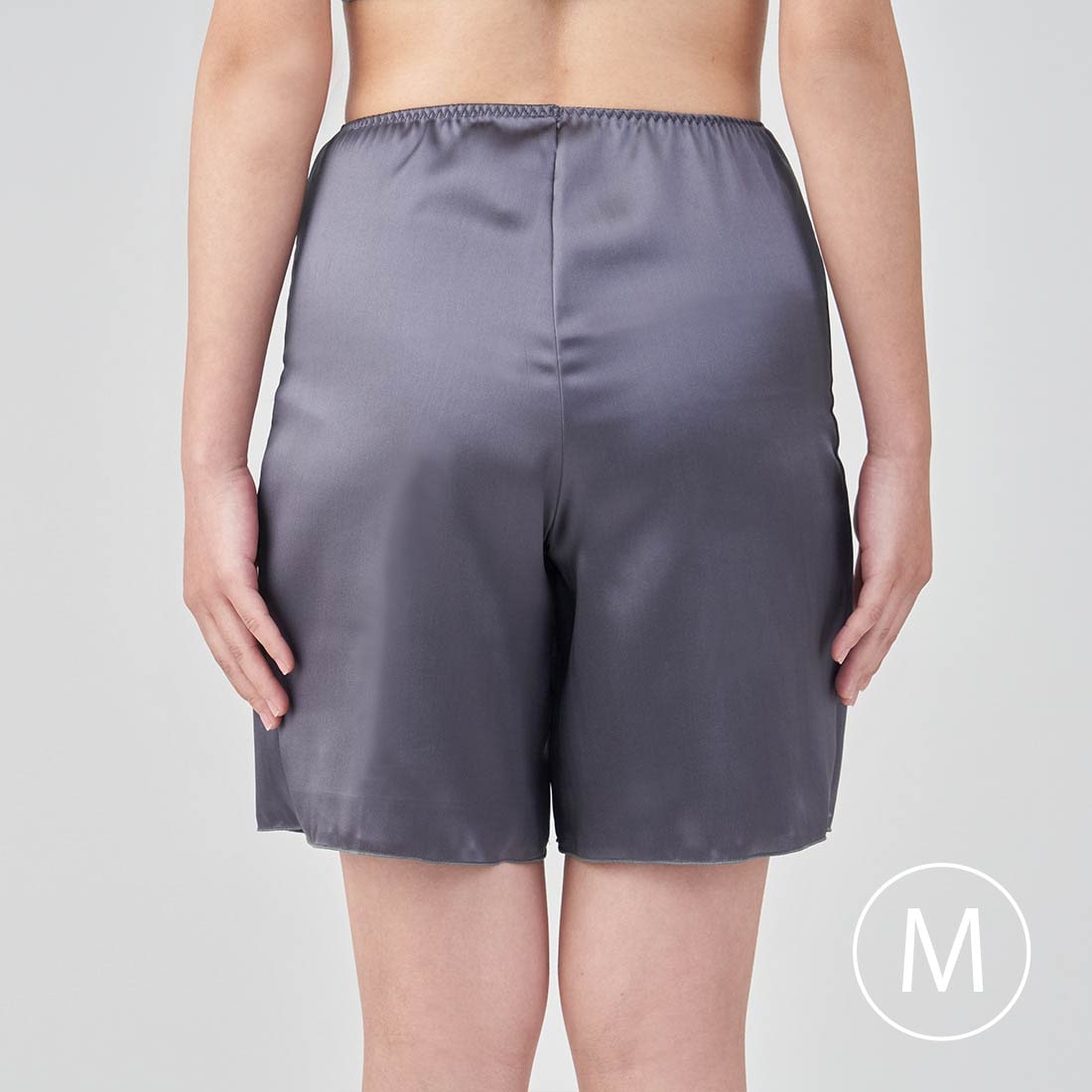 リラックスタイムに着たいシルクペチコートパンツ*