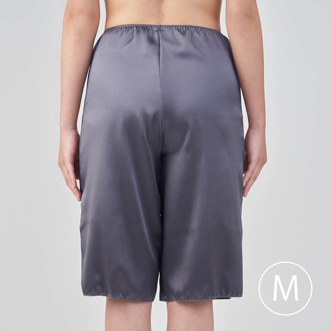 リラックスタイムに着たいシルクペチコートパンツ*