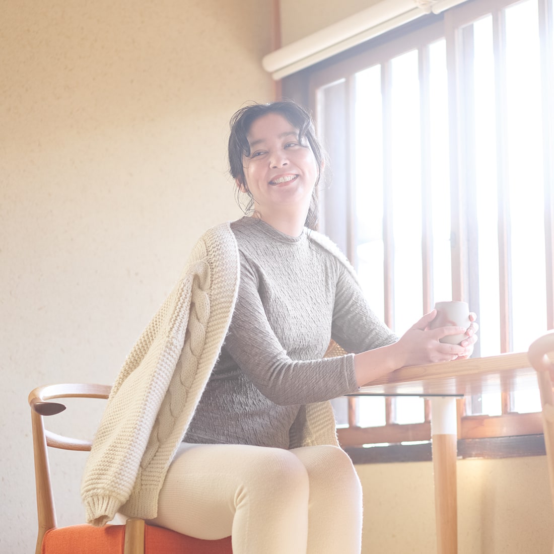 気品を纏う、シルク&ウールインナー上下セット(Uネック+レギンス )*