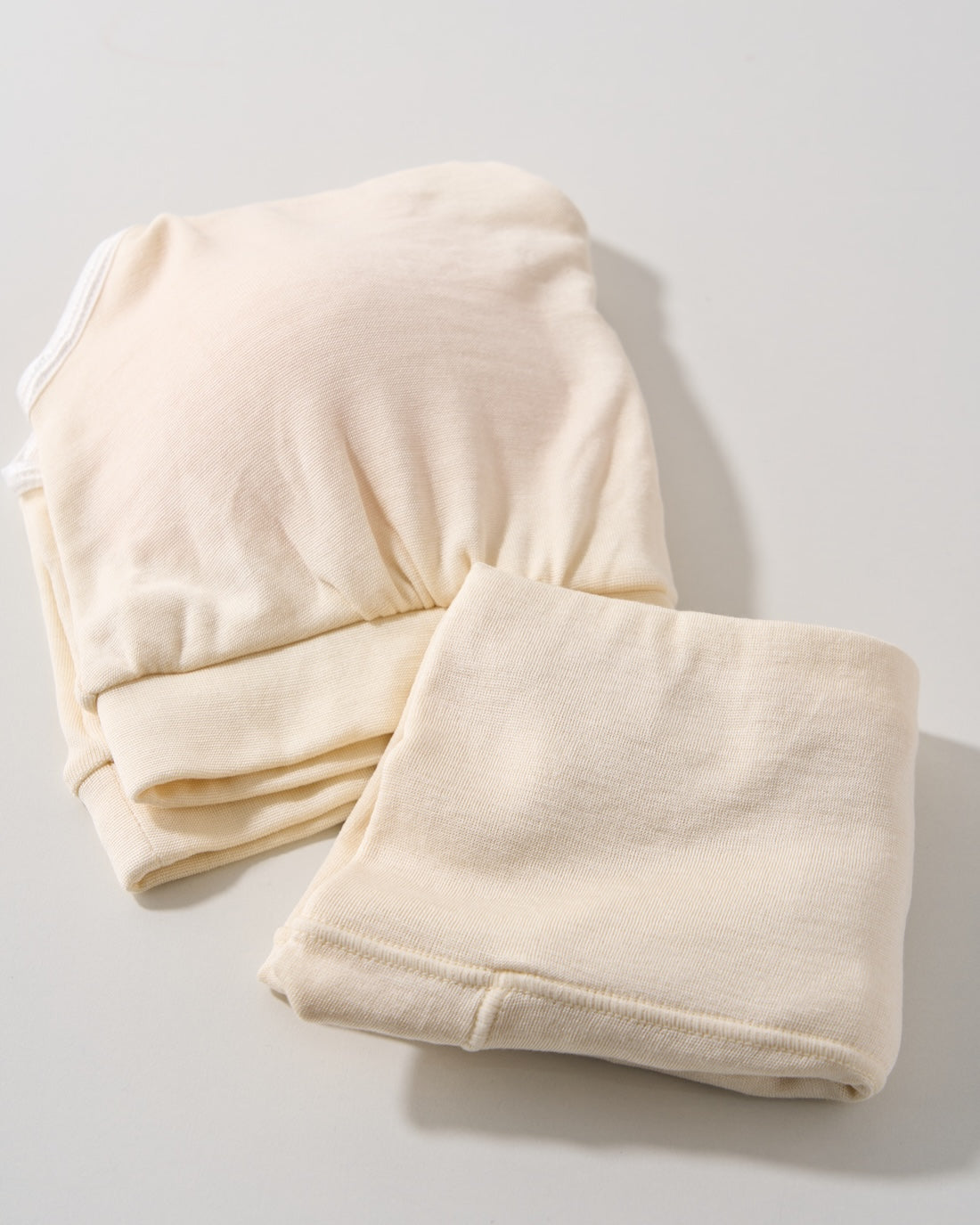 絹肌シルクブラ・ショーツセット*