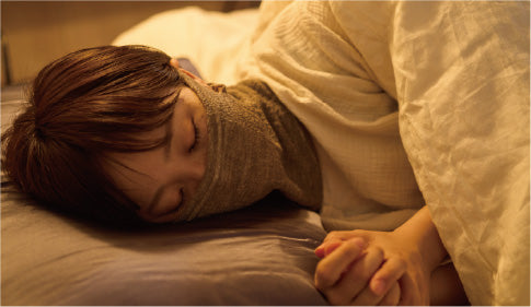 【再入荷】乾燥を防ぐ。絹包〈きぐるみ〉おやすみマスク