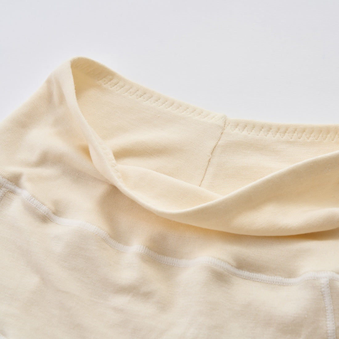 絹肌シルクブラ・ショーツセット*