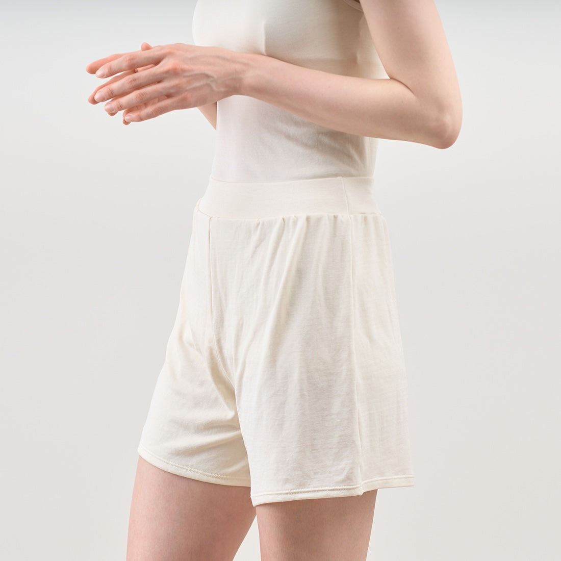 絹肌シルクぺチパンツ