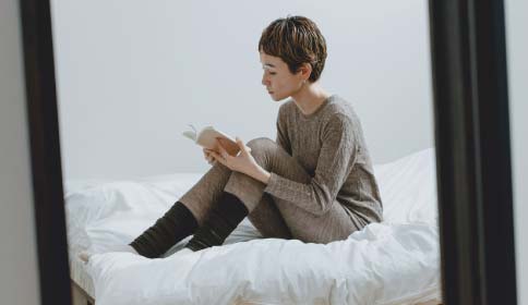 冷えと乾燥から守る。シルク&ウールインナー