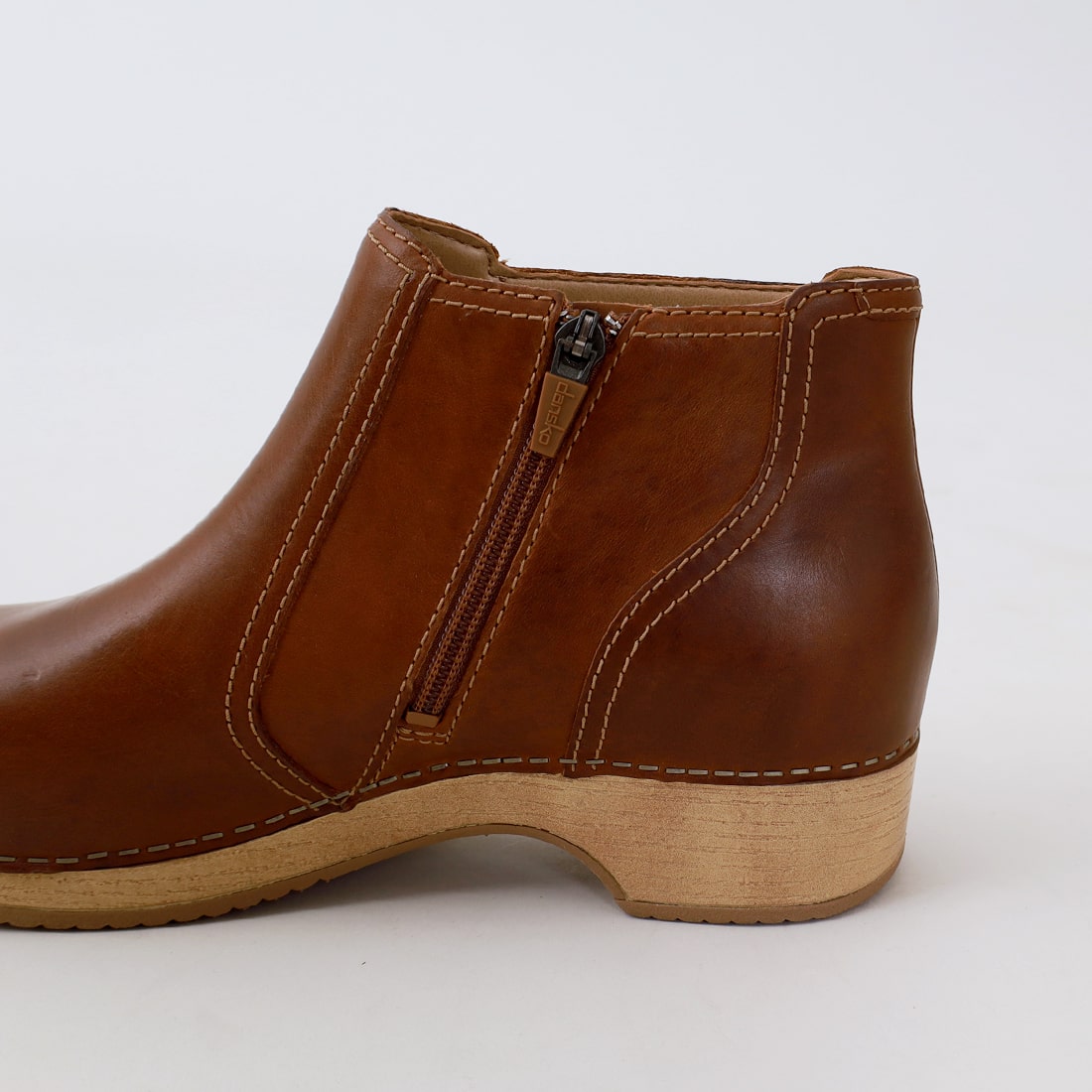 DANSKO/BARBARA*