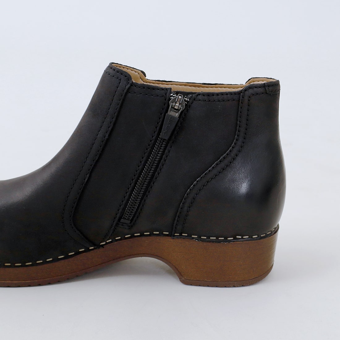 DANSKO/BARBARA*