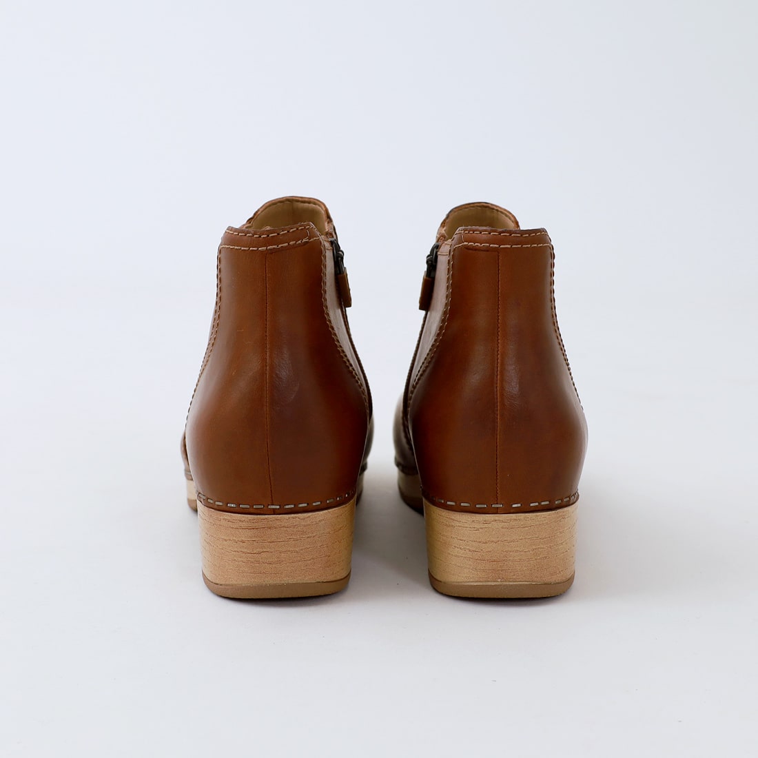 DANSKO/BARBARA*