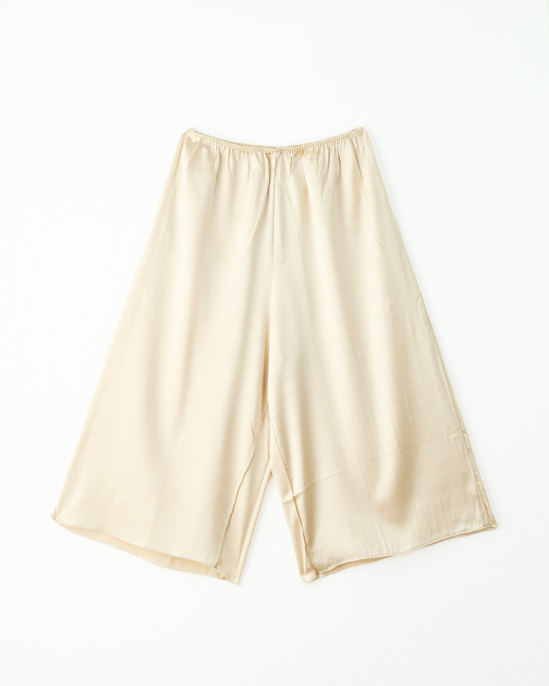 リラックスタイムに着たいシルクペチコートパンツ*