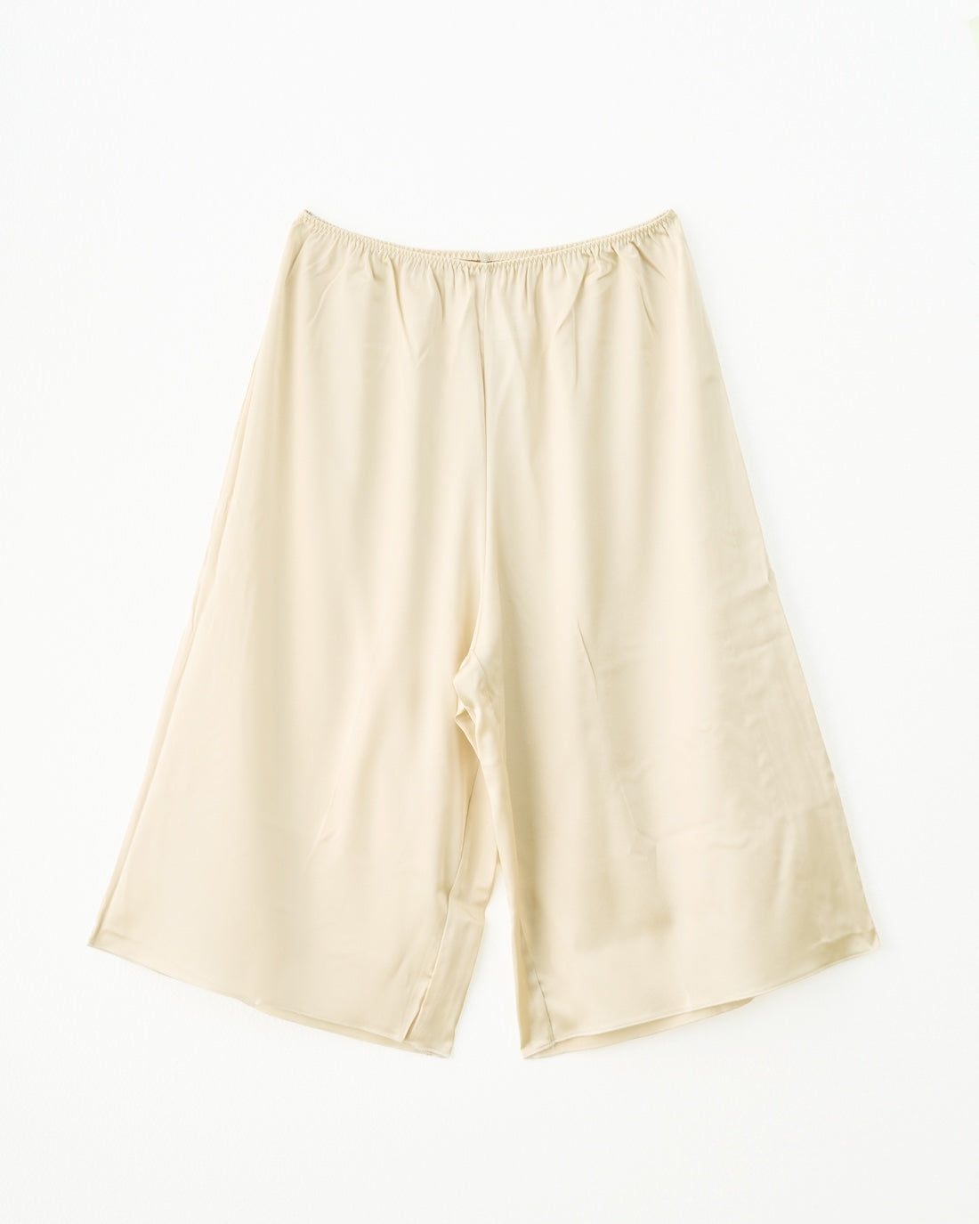 リラックスタイムに着たいシルクペチコートパンツ*