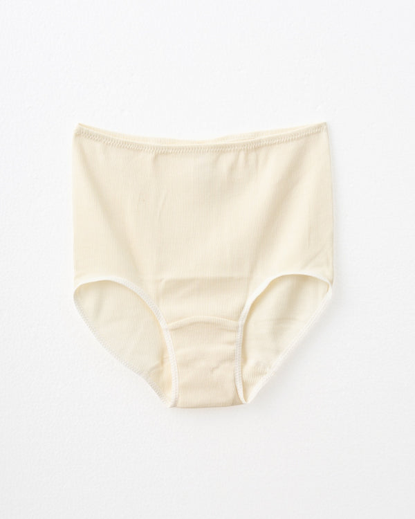 汗悩みを救う、シルク100%リブショーツ