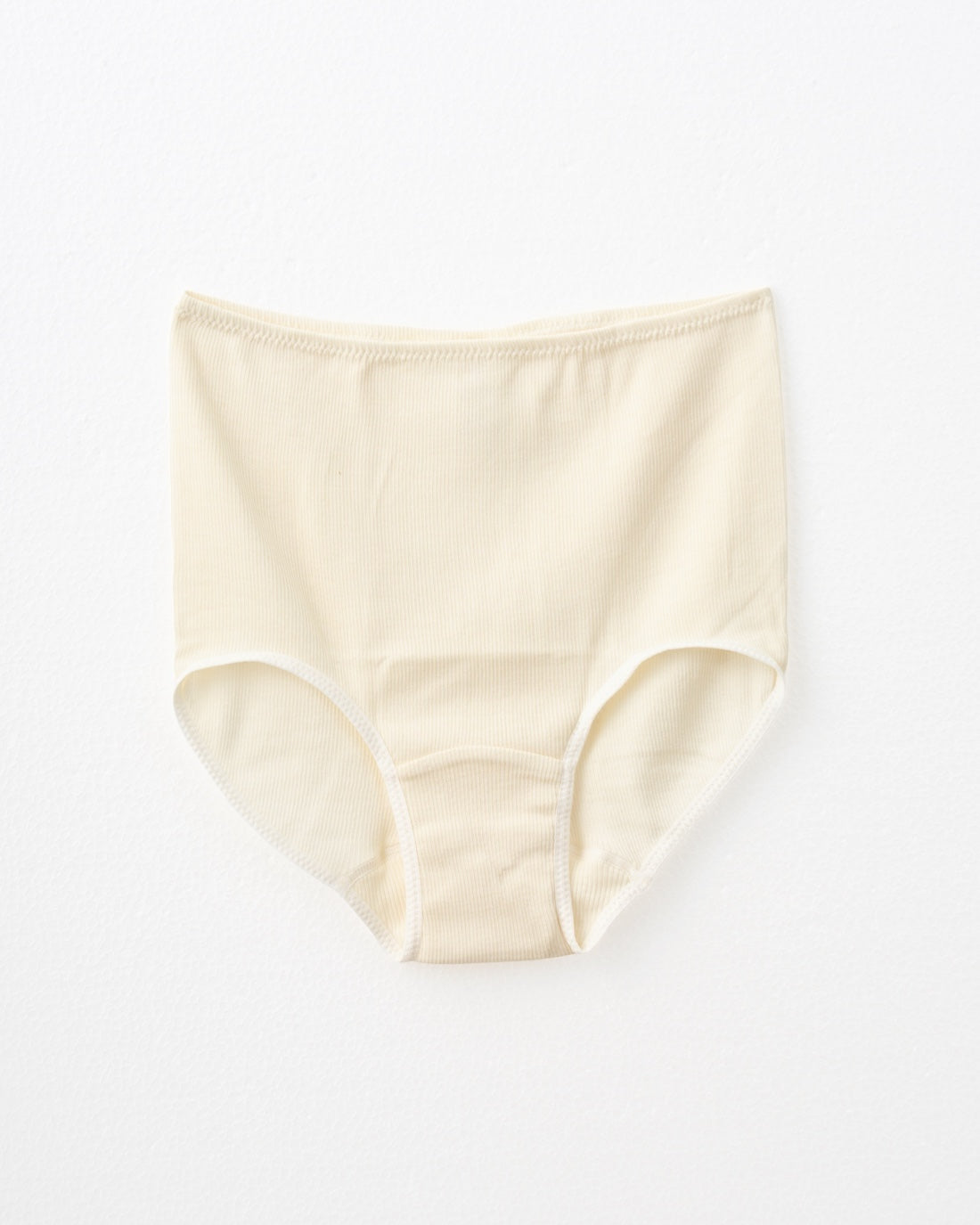 汗悩みを救う、シルク100%リブショーツ