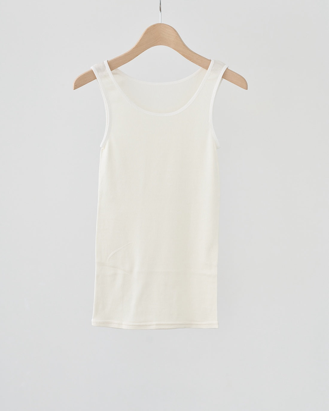 汗悩みを救う、シルク100%リブタンクトップ