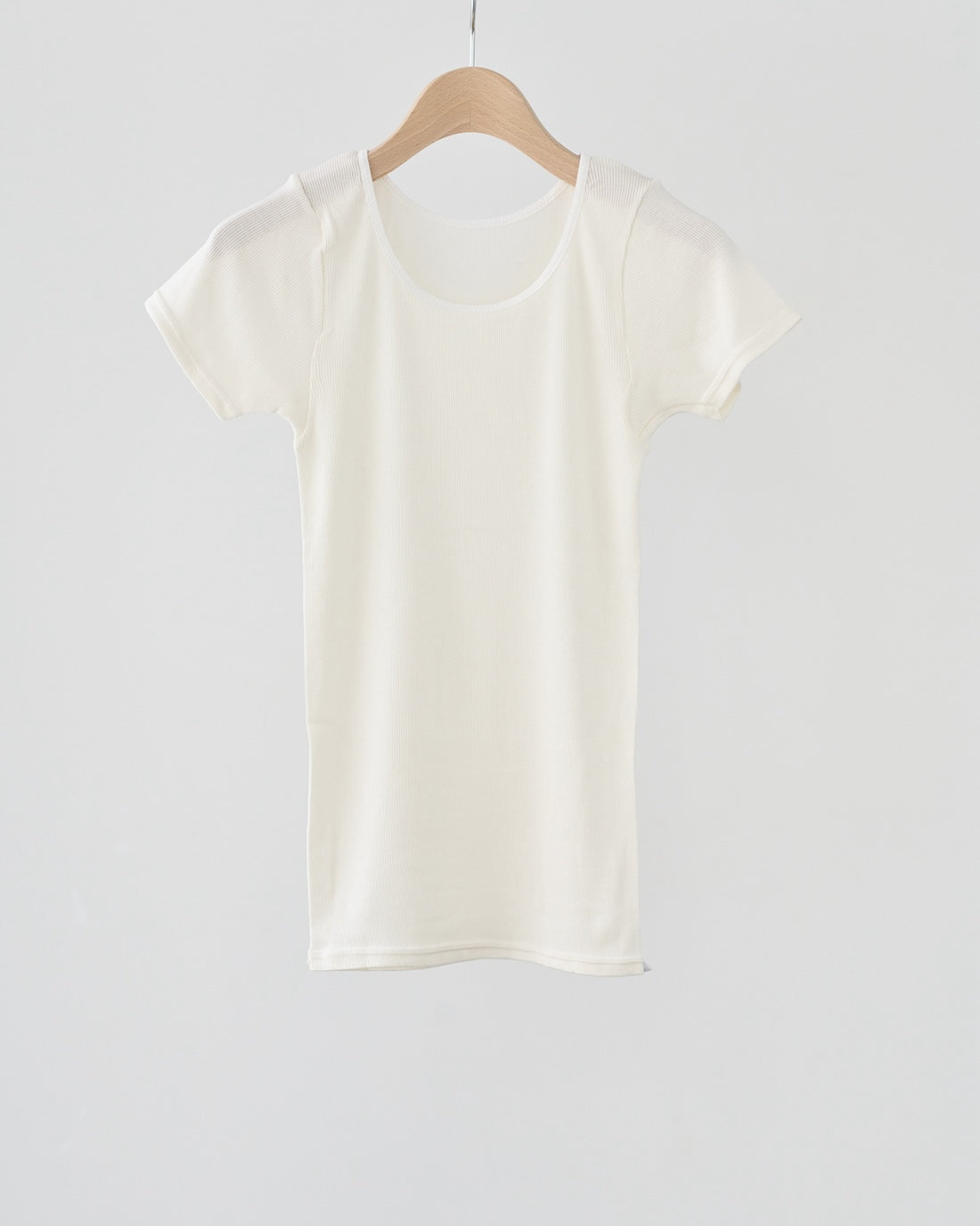 汗悩みを救う、シルク100%リブインナー上下セット（フレンチスリーブ＋ショーツ）*