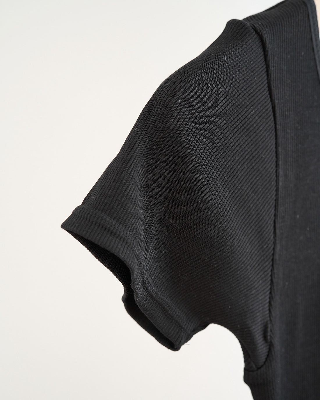 汗悩みを救う、シルク100%リブフレンチスリーブ