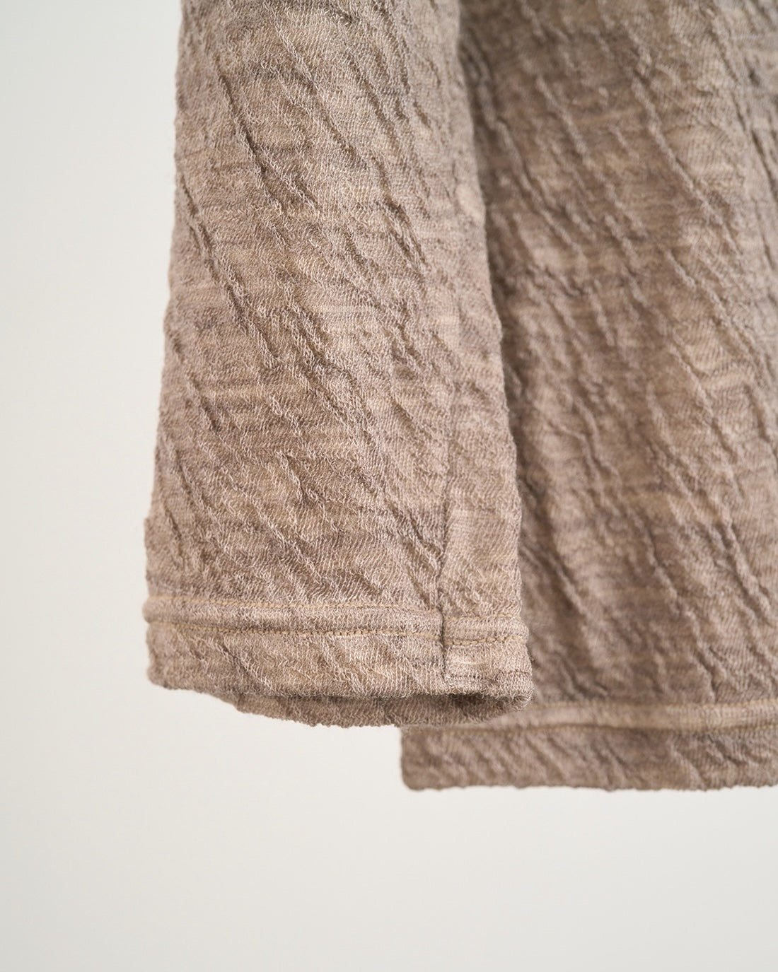 気品を纏う、シルク＆ウールインナー上下セット（Uネック＋レギンス ）*