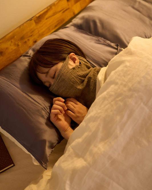 髪と素肌よろこぶ、シルクまくらカバー