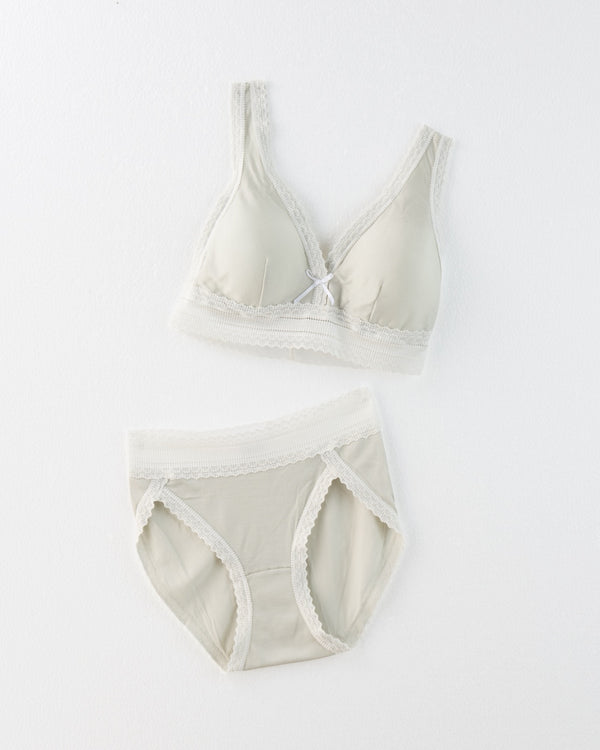 ［淡雪］シルクソフトブラ・ショーツ〈レギュラータイプ〉セット*