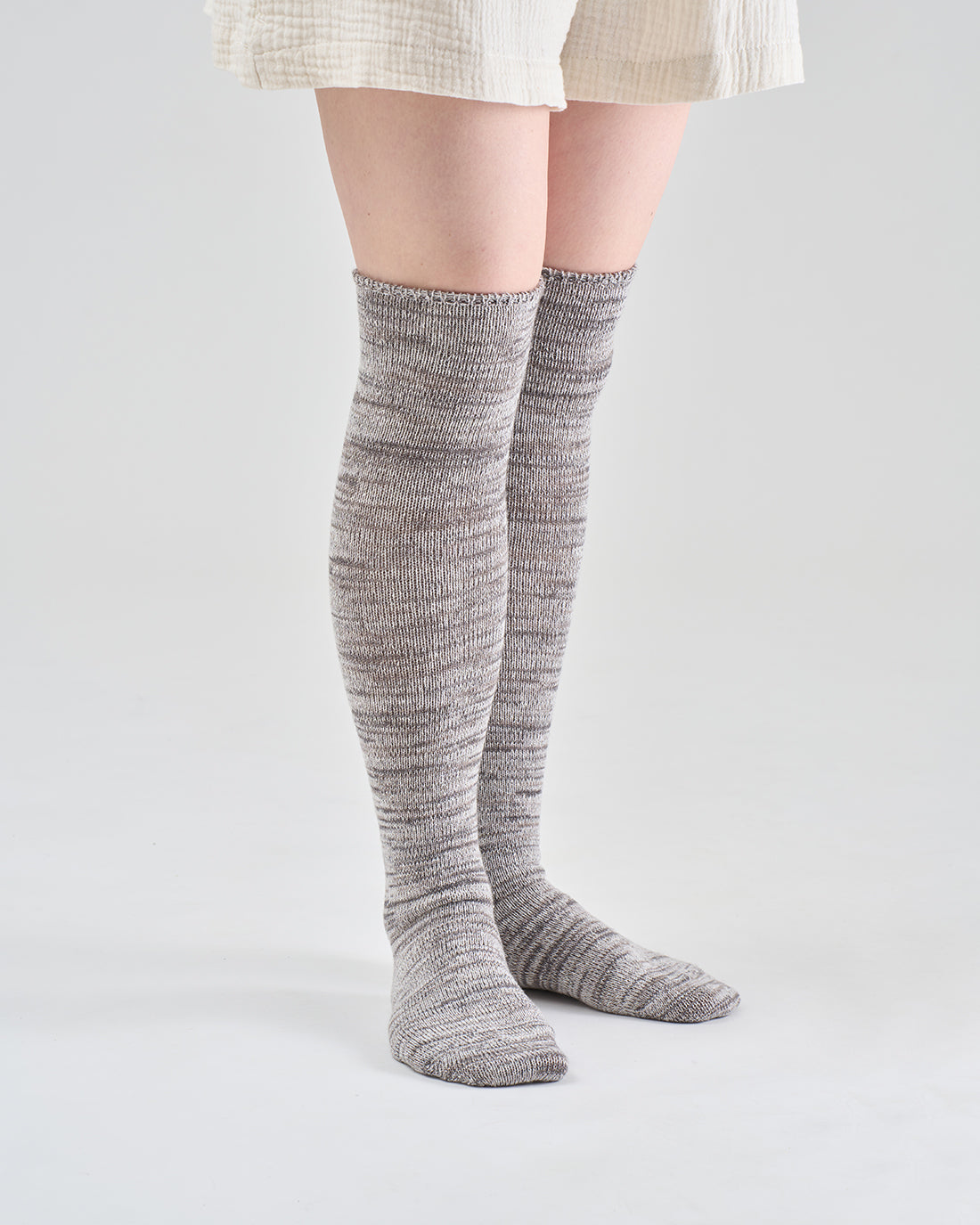 シルク&ウール ニーハイカバーソックス- 冷えとり靴下・絹肌着 くらしきぬ