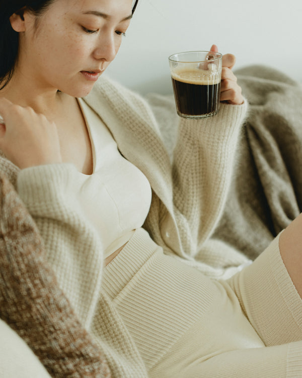 絹肌シルクブラ